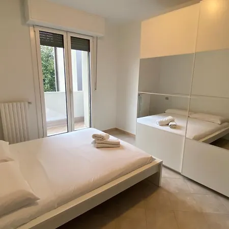 Elegance Castiona Apartamento